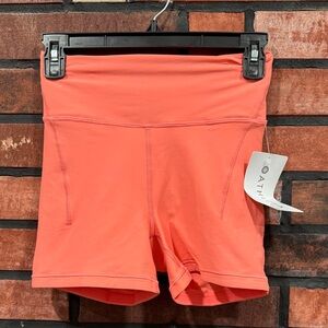 Athleta short